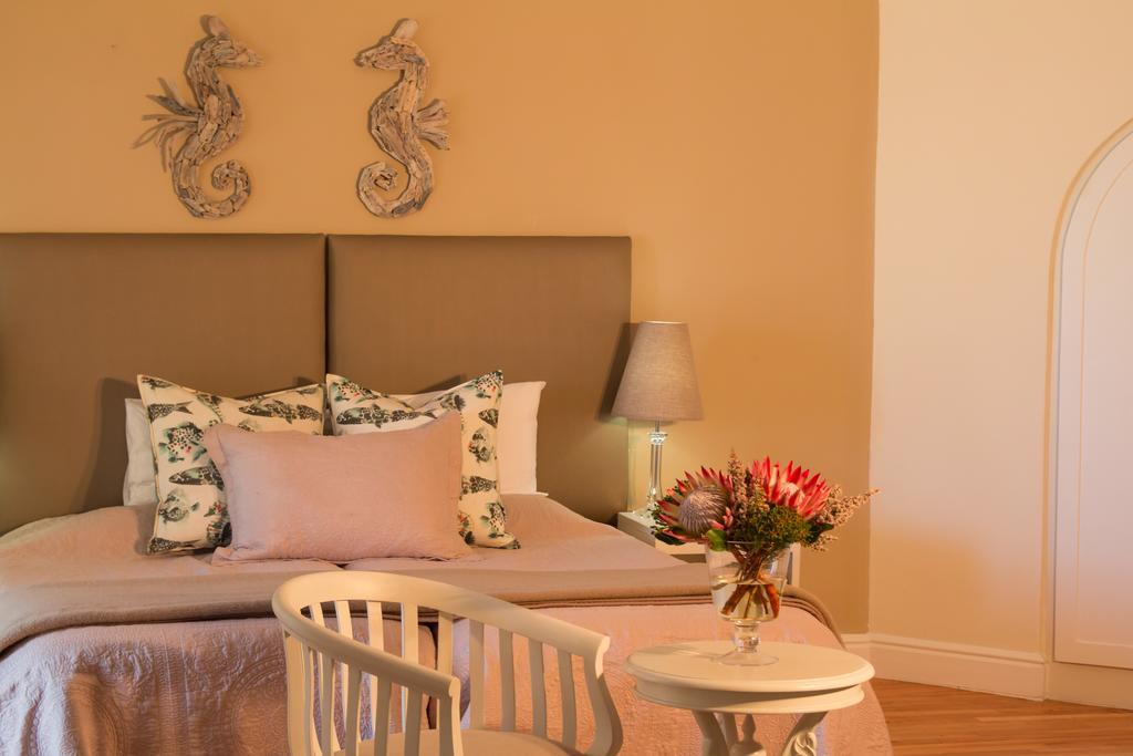 Milkwood Manor On Sea Bed & Breakfast Plettenberg Bay Exterior photo