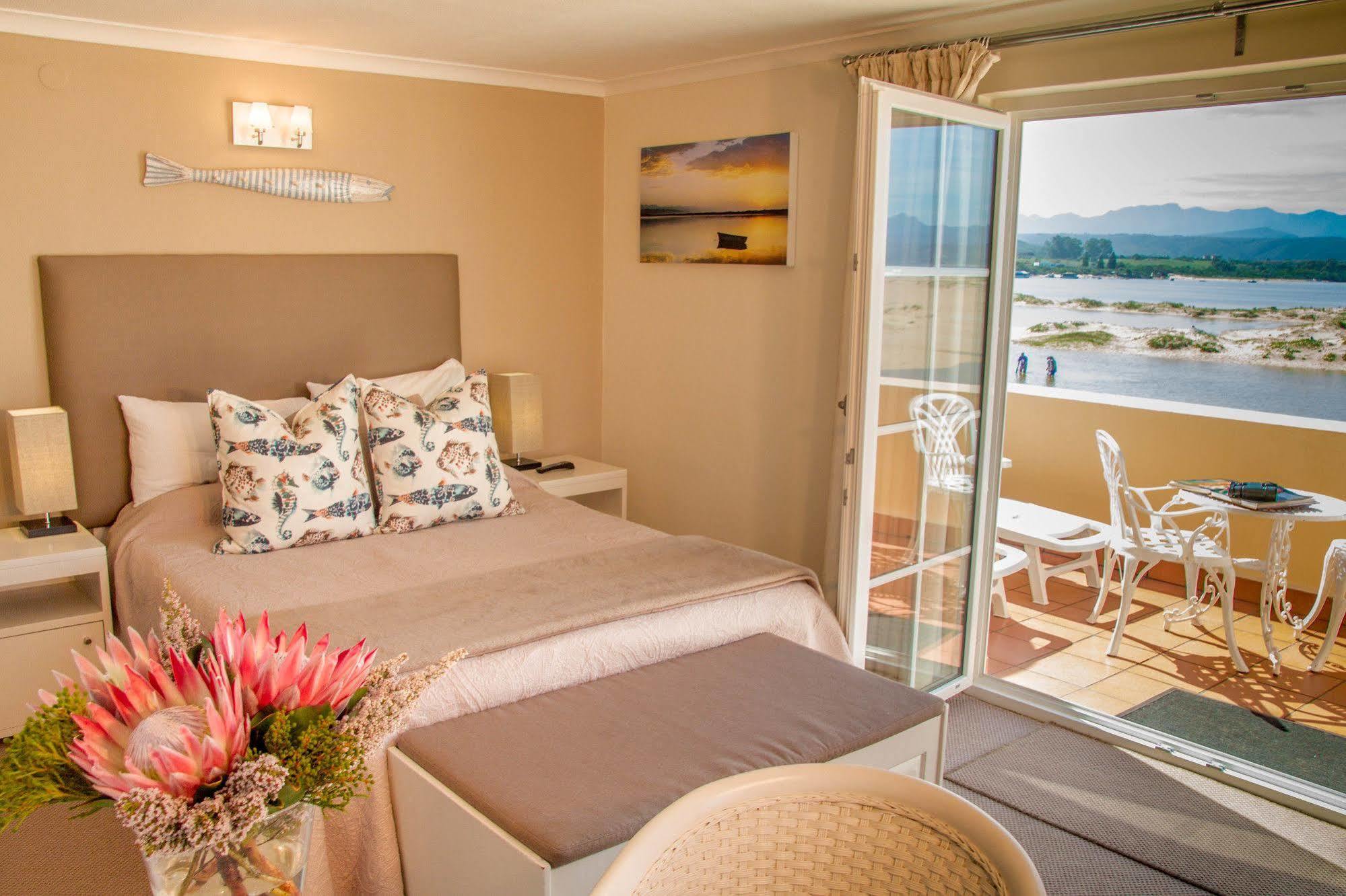 Milkwood Manor On Sea Bed & Breakfast Plettenberg Bay Exterior photo