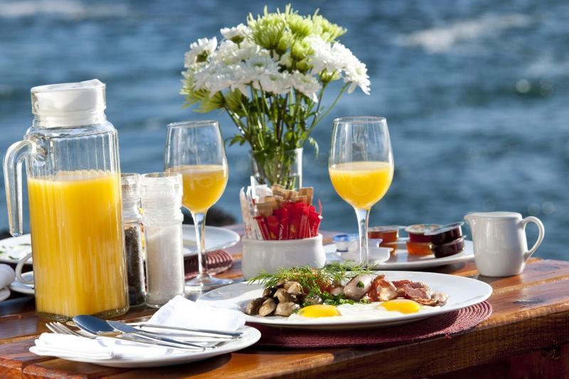 Milkwood Manor On Sea Bed & Breakfast Plettenberg Bay Exterior photo